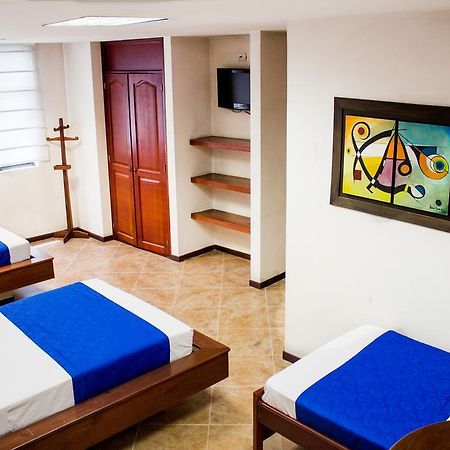 Hotel Plaza Mayor Medellín Buitenkant foto