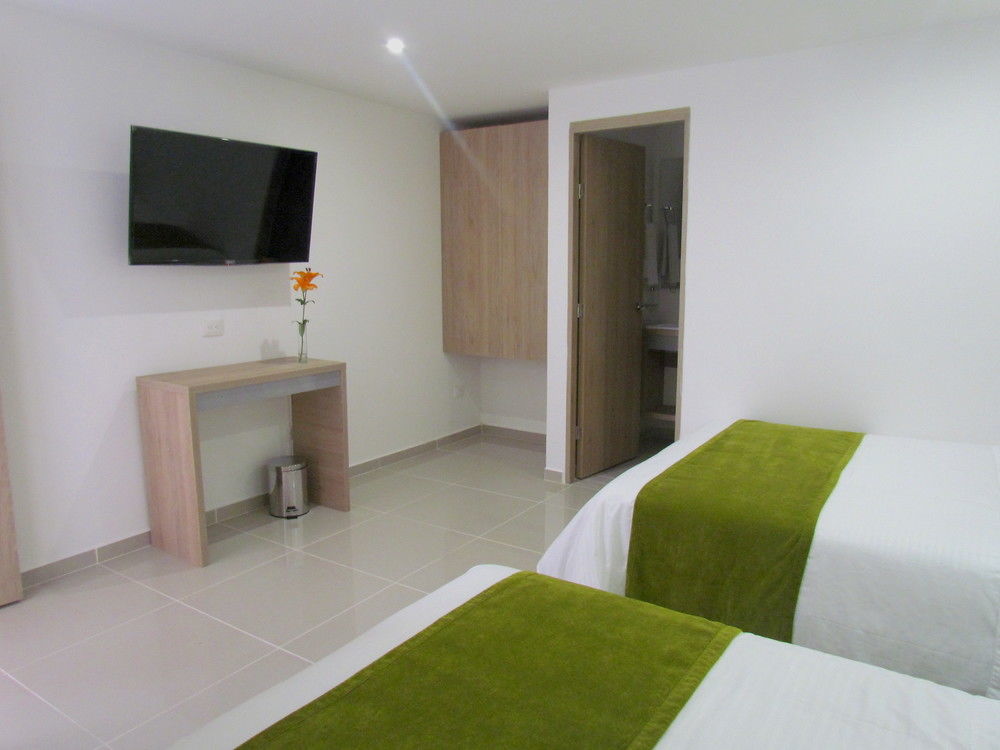 Hotel Plaza Mayor Medellín Buitenkant foto