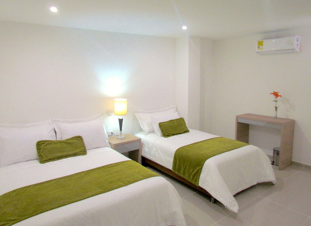 Hotel Plaza Mayor Medellín Buitenkant foto